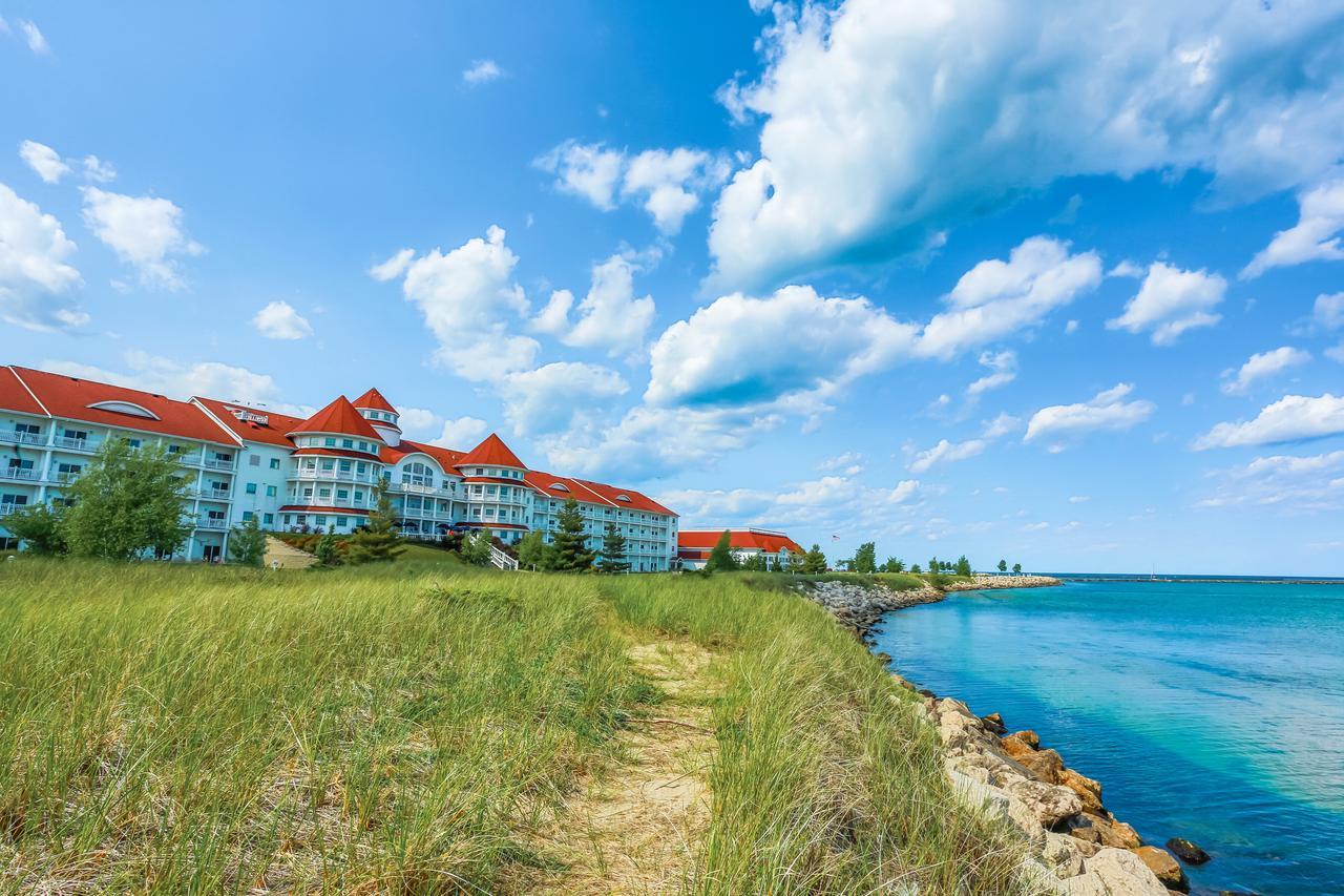 Blue Harbor Resort & Spa Sheboygan Exterior photo