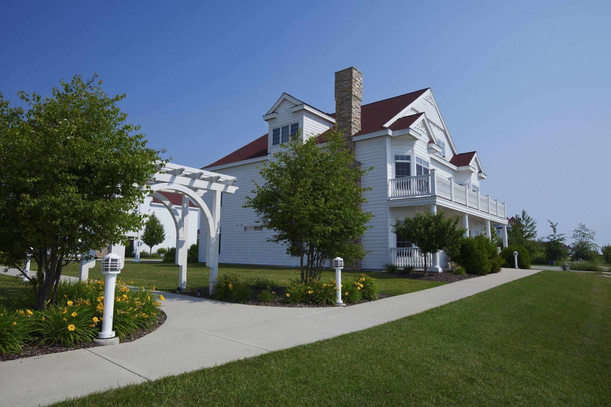 Blue Harbor Resort & Spa Sheboygan Exterior photo